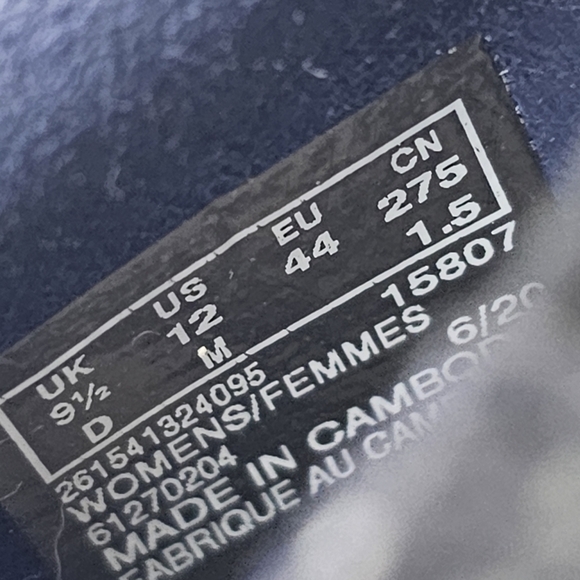 Clarks Emily Alexa Pumps Navy Blue Leather Slip-On Heels Size 12 Comfort Shoes - Picture 7 of 11